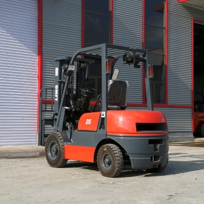 Isuzu C240 Engine 2.5 Ton Counterbalanced Diesel Forklift Truck Toyota7 Model Ce ISO