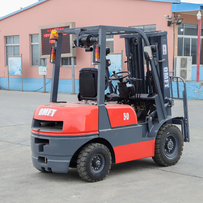 3t 3000kg Forklift Trucks with 1070mm Fork Japanese Isuzu C240 Engine and Diesel Fuel