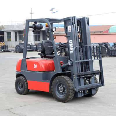 3t 3000kg Forklift Trucks with 1070mm Fork Japanese Isuzu C240 Engine and Diesel Fuel