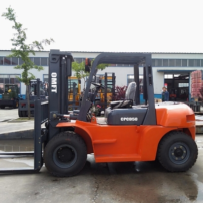 5t Counterbalanced Diesel Forklift Truck with Isuzu 6bg1 Engine Toyota 7 Model CE ISO