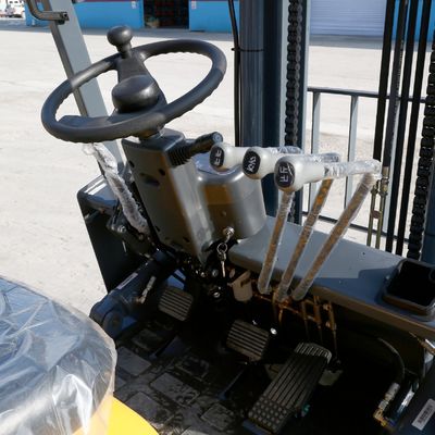 3.5 Ton Diesel Forklift Forklift Truck with Kubota Engine and US EPA Emission Standard