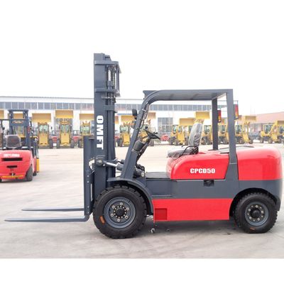 Small 4.5ton Pneumatic or Solid Tyre Diesel Forklift with 5.5m 5500mm Mast Triplex