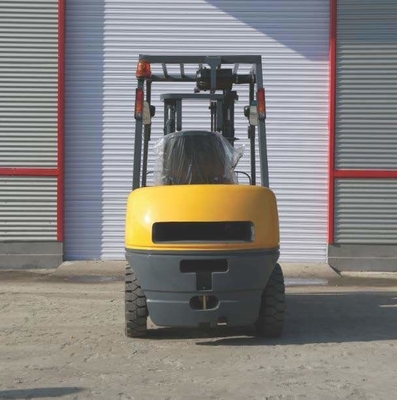 3m 3t Diesel Forklift with Japan Mitsubishi S4s Engine and Min. Turning Radius 2470mm