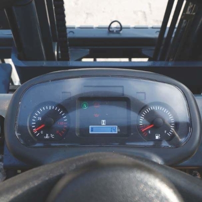 Euro II/III/IV and Us EPA Emission Standard 4000-5000 Kg Diesel Forklift with CPCD