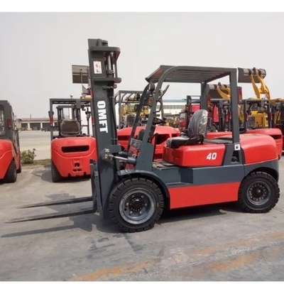 Euro II/III/IV and Us EPA Emission Standard 4000-5000 Kg Diesel Forklift with CPCD