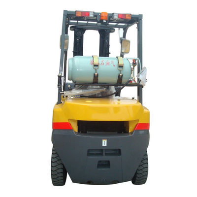 3000-7000mm Lift Height 2 Ton Propane Forklift Toyota7 Model Made of Steel and Rubber