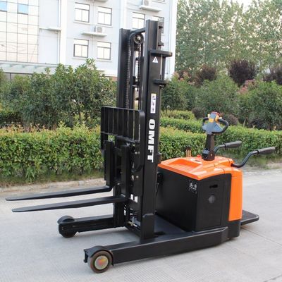 Electric Stand-on Reach Stacker with Steel and PU Materials 2 Ton Load Capacity