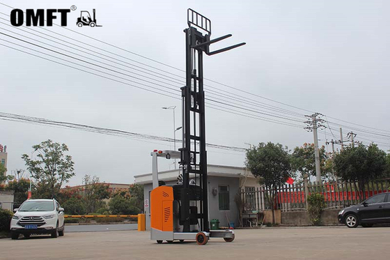 Customization 1.5 Ton Reach Forklift Not Adjustable Cab Location for 2020 Year Condition