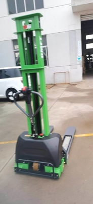 300.000kg Package Gross Weight Self Lifting Stacker Semi Electric and Full Electric