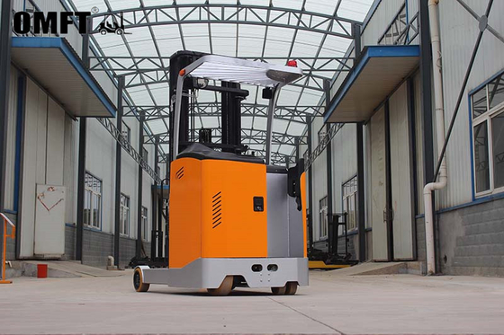 Fork 100/30/1070mm Double Scissor Reach Stacker with 3m Lifting Height and CE Certificate