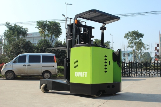 Loading/Unloading Performance Electric Reach Truck Forklift with 7/8km/H Travel Speed