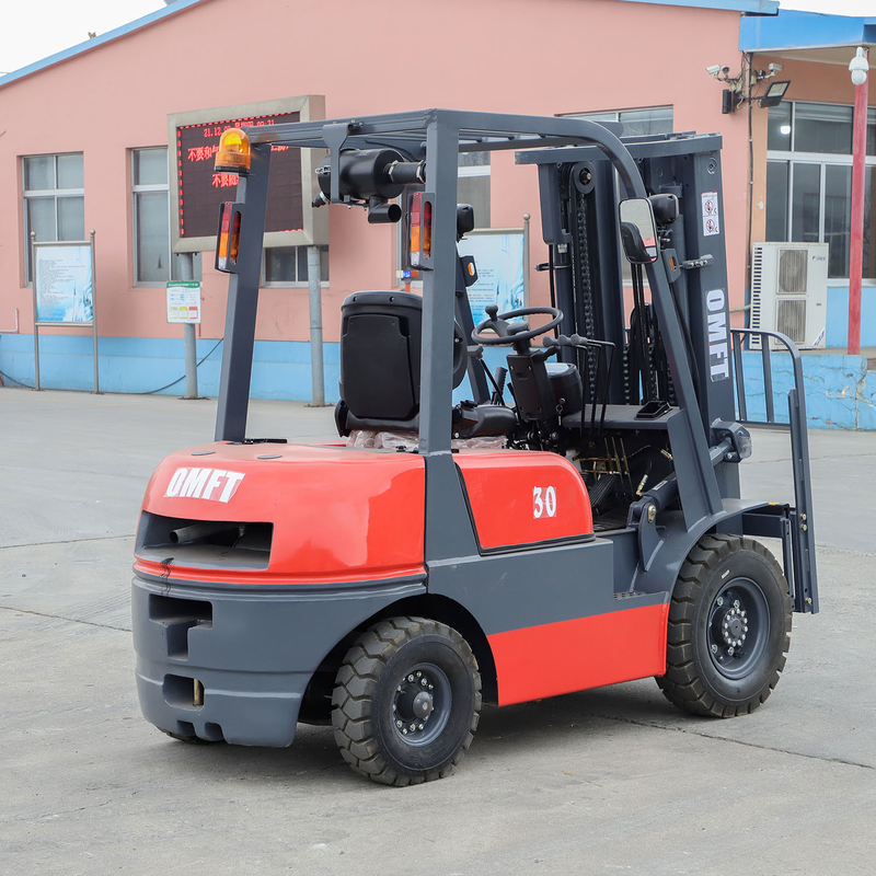 3t 3000kg Forklift Trucks with 1070mm Fork Japanese Isuzu C240 Engine and Diesel Fuel