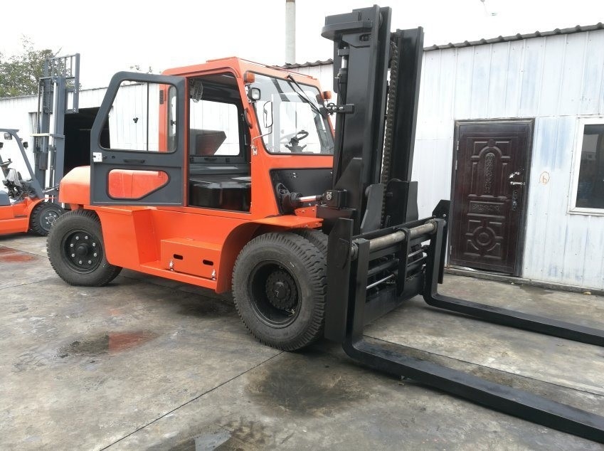 12t Heavy Diesel Forklift Fd120 with Cabin and Fork Positioner Ce ISO SGS Certified