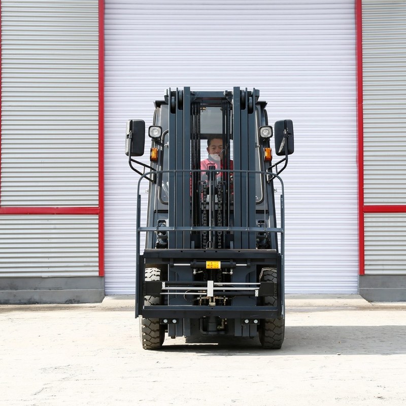 2tons LPG Forklift with OEM and Spare Parts Omft 1070mm Fork