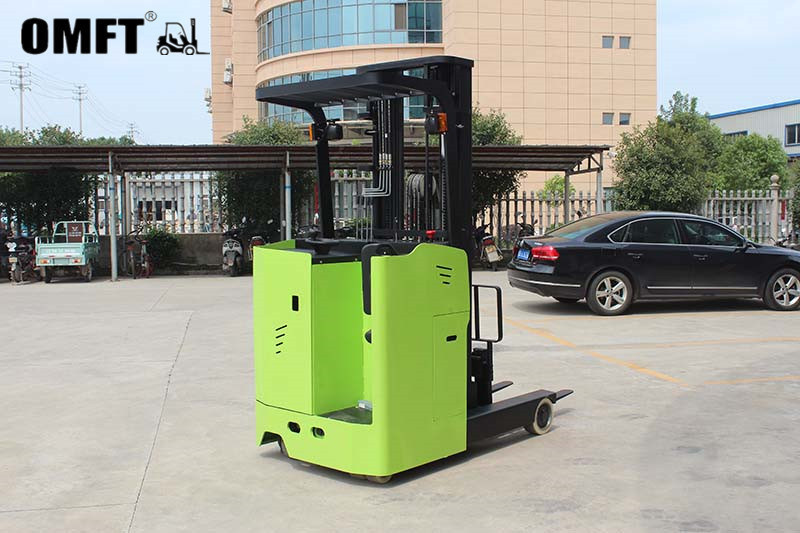 Lift Height 3000-6000mm Electric Walk-Behind Double Scissor Forks Reach Forklift Truck